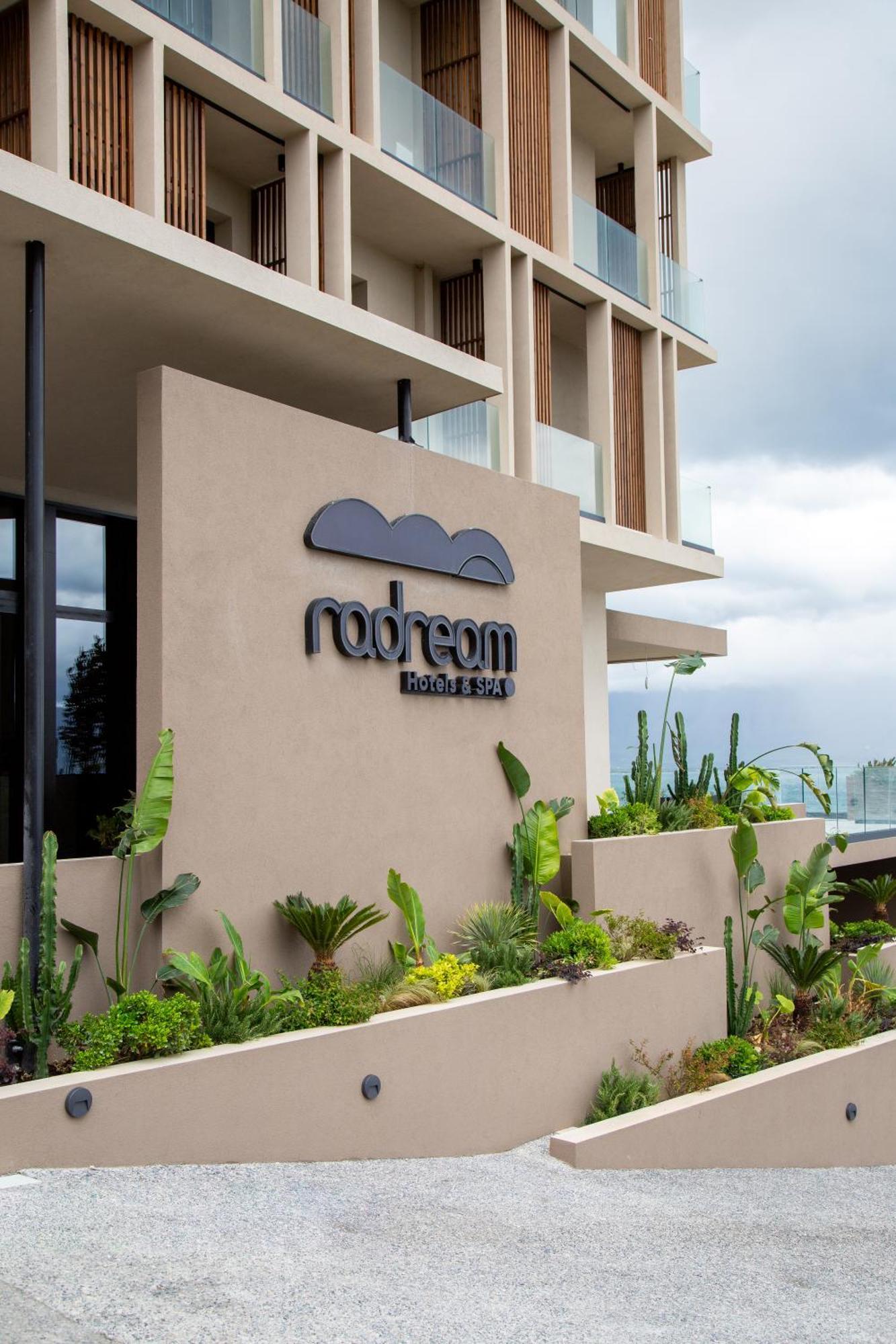 Radream Hotels & Spa Radhimë 外观 照片